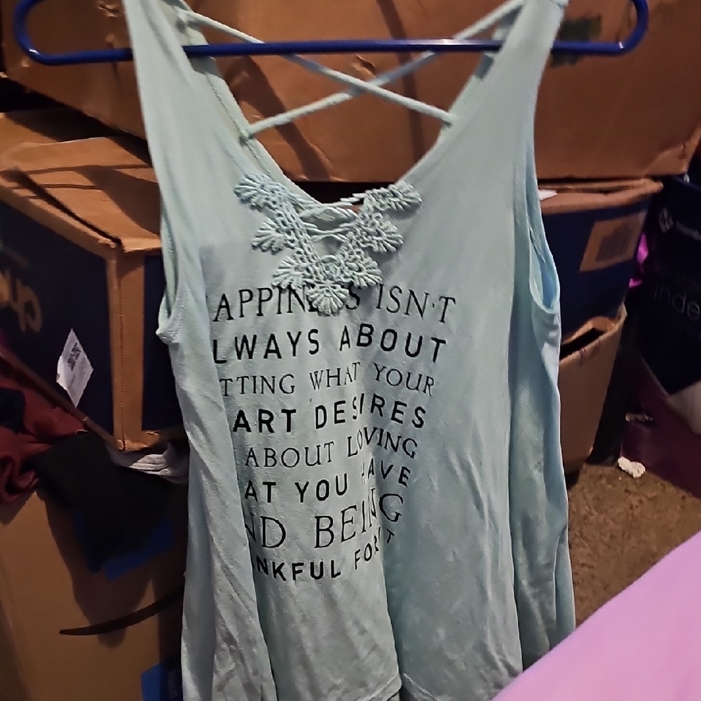 !!. Juniors M (7-9) Graphic Tank Top